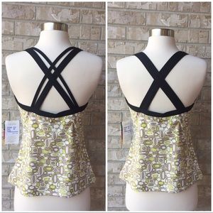 Stonewear Designs Swimwear Takini Top Size M🌸